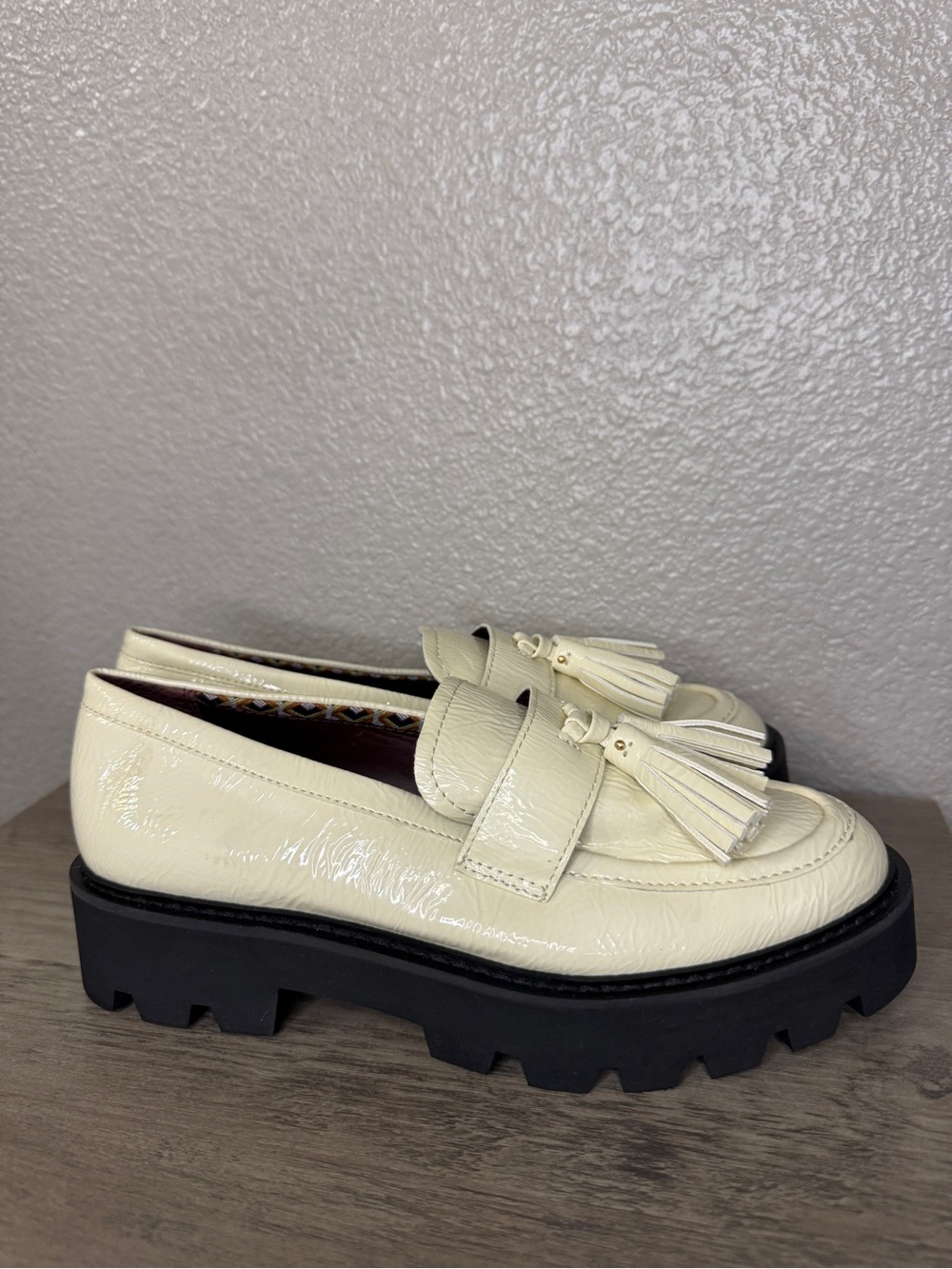 SARTO Franco Sarto Balinna Platform Tassel Loafers Ivory Patent Leather 6.5